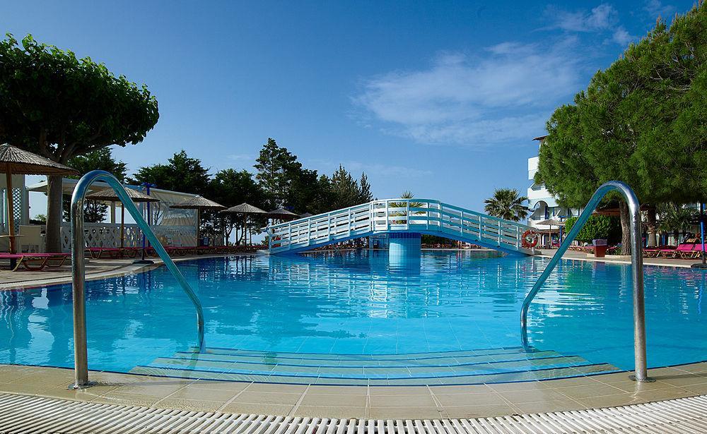 Sunrise Hotel