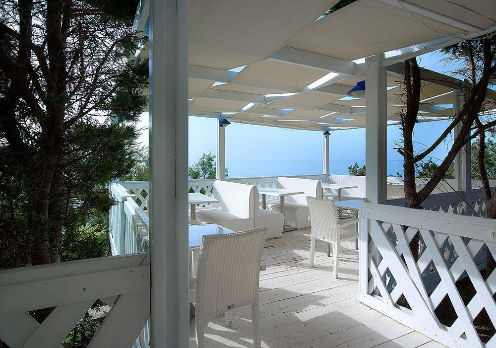 Sunrise Hotel Pefki